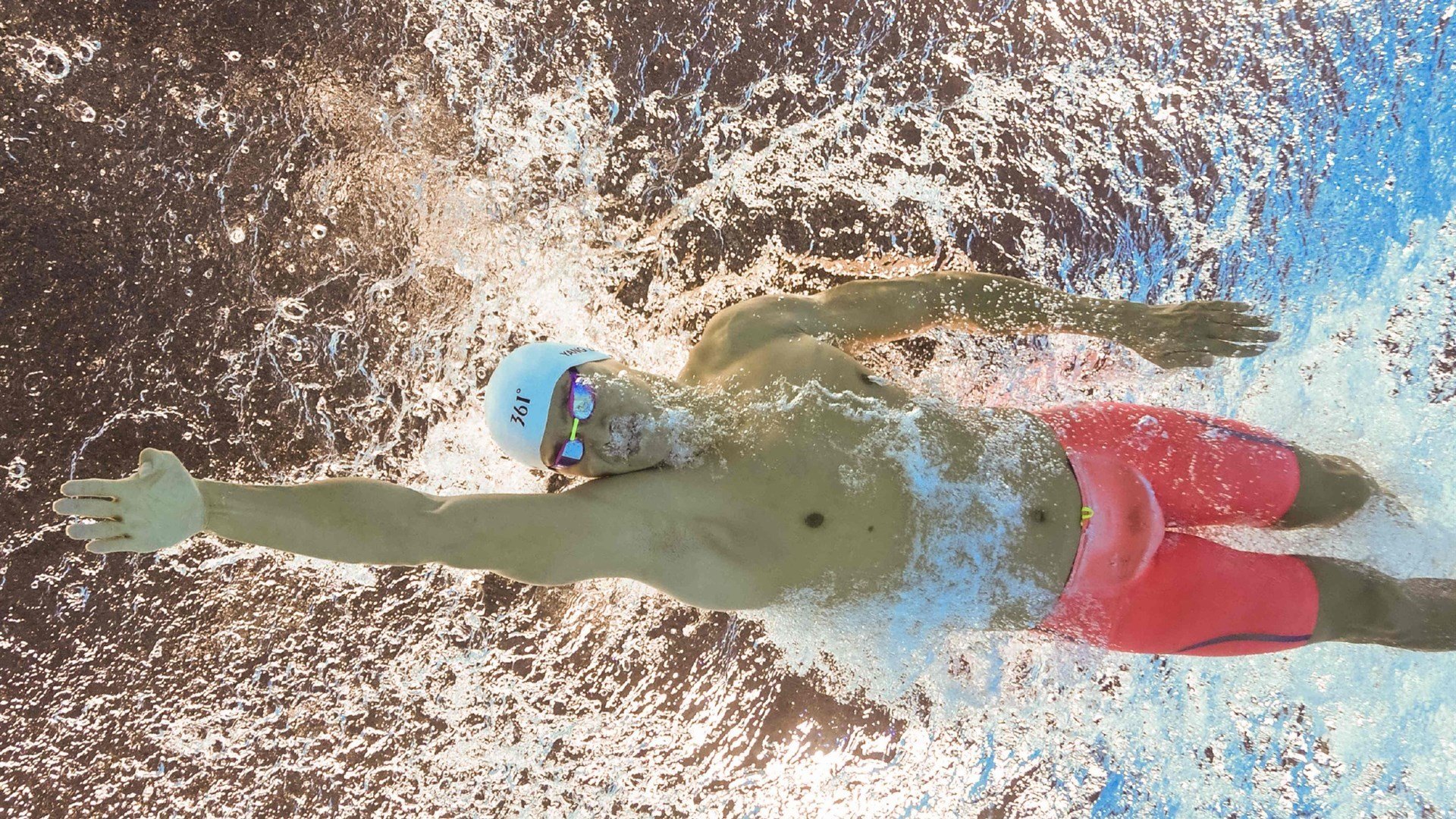 足球与生命:运动中诞生的温暖故事,足球和生活有什么联系